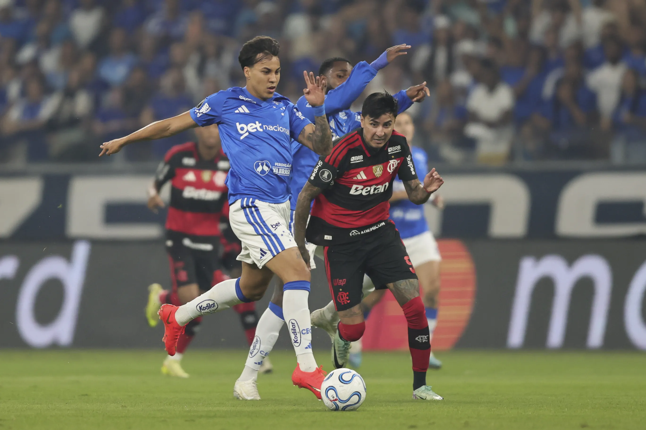 Foto: Gilson Lobo/AGIF