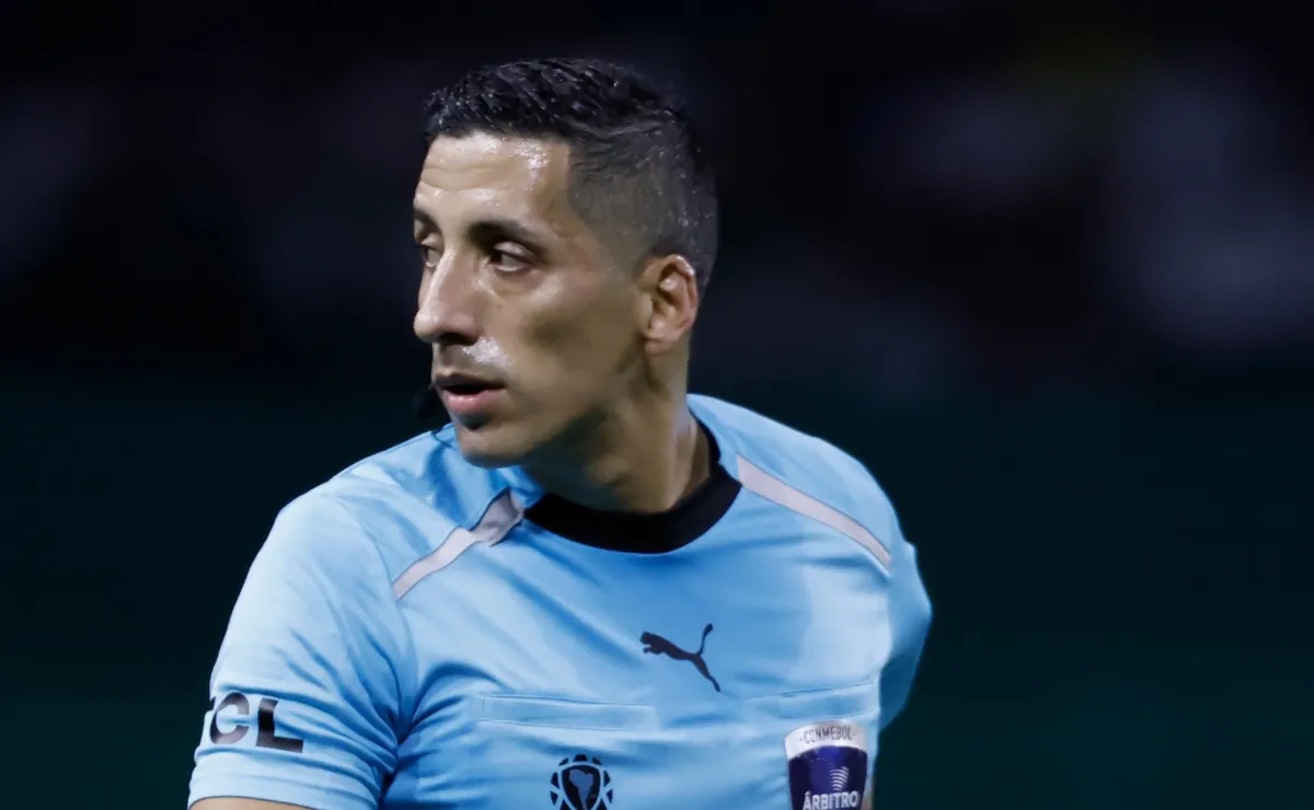 Cruzeiro x Flamengo: Árbitro Yael Falcón Pérez tem atuação classificada como boa pela Conmebol