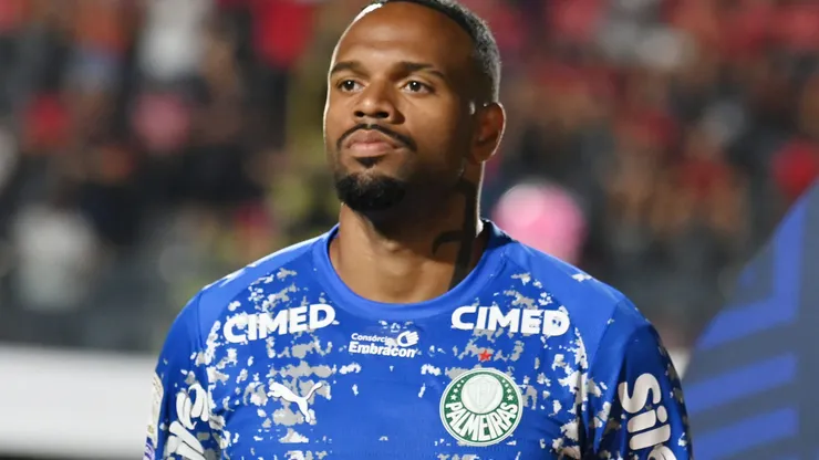 Carlos Miguel não se abalou com o frango - Foto: Walmir Cirne/AGIF