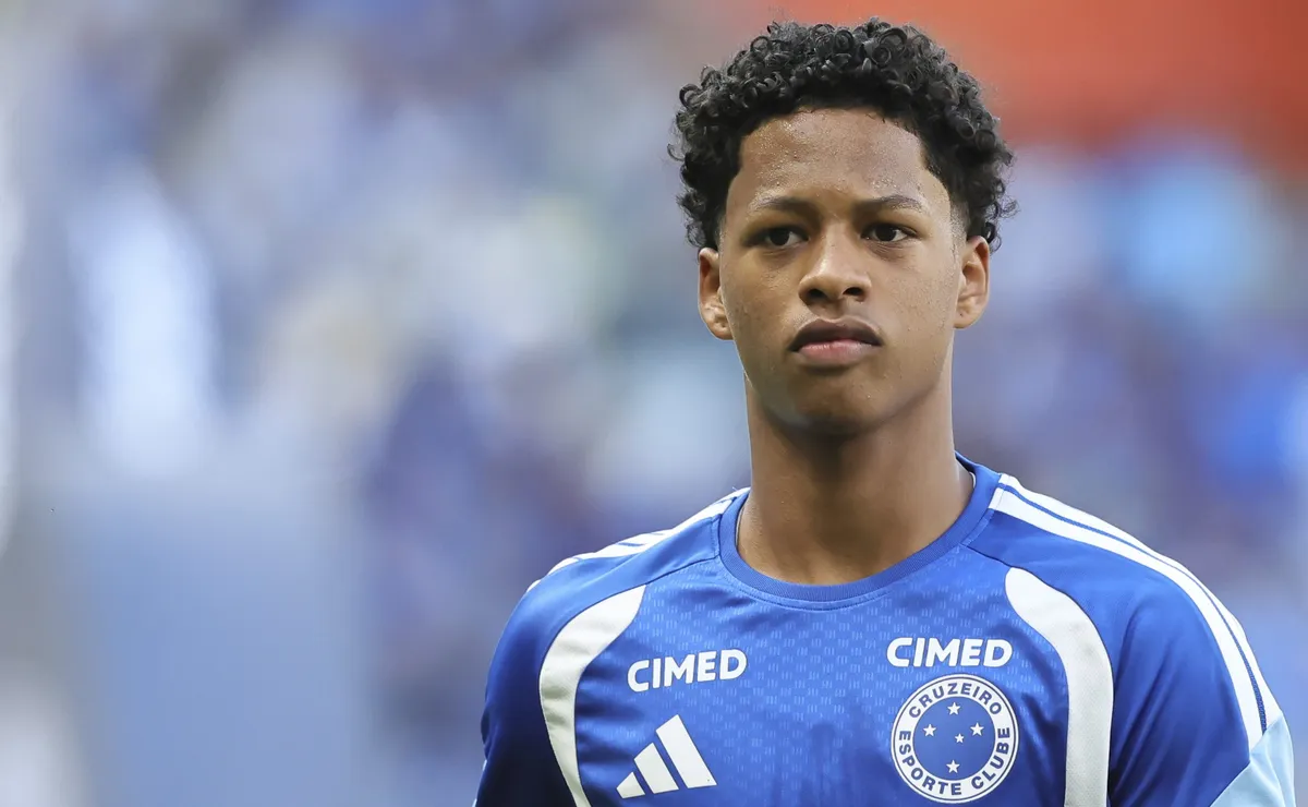 Flamengo perde oportunidade de contratar Zé Lucas, que brilha contra o Rubro-Negro