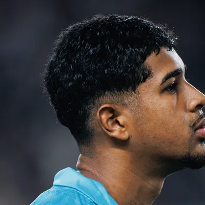 Lesão pesou para Ananias sair do time titular do Santos