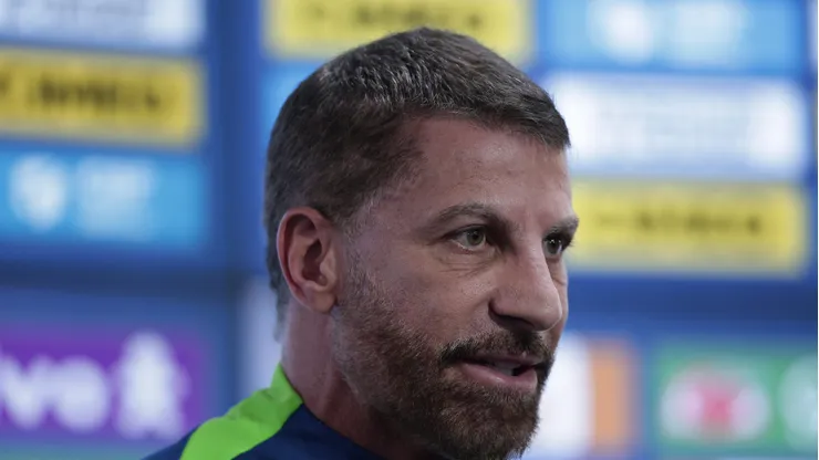 Pedrinho durante coletiva da Seleção Brasileira no CT Joaquim Grava.