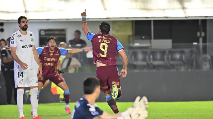 Gol do Macará contra o Santos. Foto: Jota Erre/AGIF