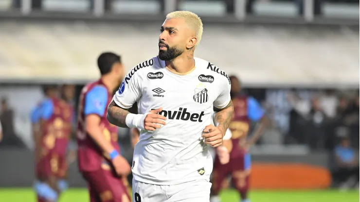 Gabigol empatou jogo contra Macará antes de Willian Arão virar no segundo tempo