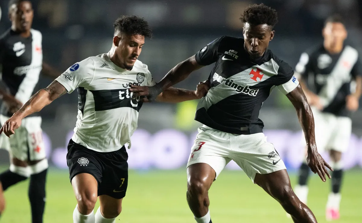 Vasco empata com o Olimpia em São Januário e vai decidir vaga nas quartas da Sul-Americana no Paraguai
