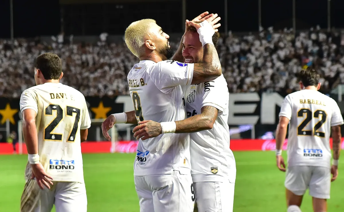 Santos precisa escolher uma prioridade entre Brasileirão, Copa do Brasil e Sul-Americana