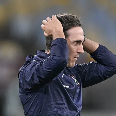 Queda de Zubeldía no Fluminense repercute na Argentina e jornal ironiza
