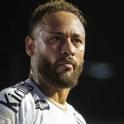 Neymar cobra torcida e lamenta perda da mística da Vila