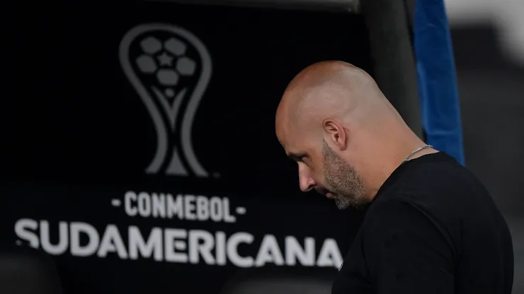 Franclim Carvalho tecnico do Botafogo durante partida contra o Independiente Petrolero no estadio Engenhao pelo campeonato Copa Sul-Americana 2026