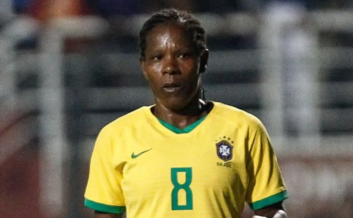 Formiga escancara amadorismo da CBF no futebol feminino e cobra profissionalização