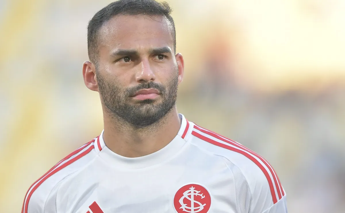 Recuperado, Thiago Maia reaparece como peça-chave em momento decisivo no Inter