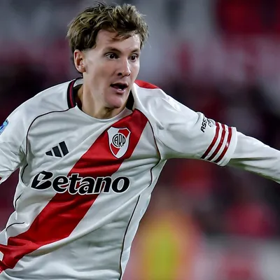 Colidio agrada e pode estrear como titular contra o Santos