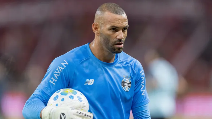 Weverton apoia novas regras da Fifa, mas questiona mudança envolvendo goleiros - Foto Liamara PolliAGIF