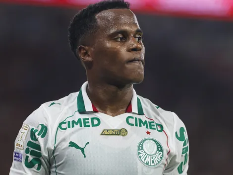 Torcida do Fluminense vaia Jhon Arias no Maracanã