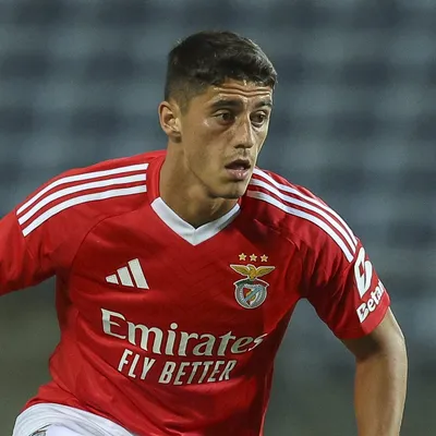 Inter avalia contratação de atacante do Benfica