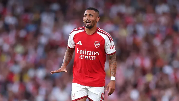 Arsenal se preocupa com nova regra da Premier League antes da estreia na temporada - Foto Alex PantlingGetty Images