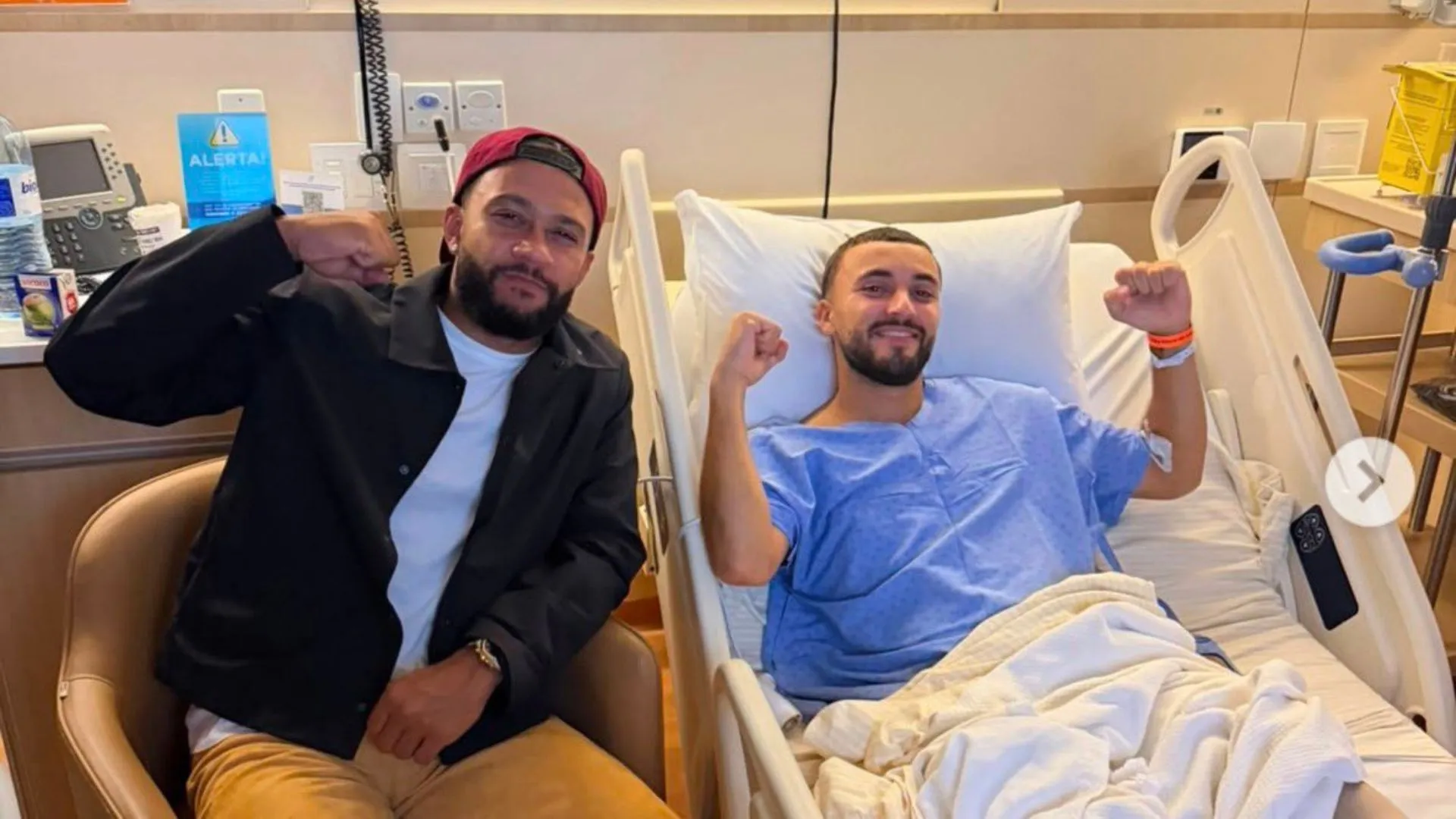 Memphis visita Labyda no hospital – Foto: Divulgação/Instagram Zacaria Labyda