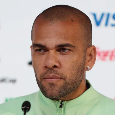 Daniel Alves é condenado a pagar R$ 12 milhões ao Pumas-MÉX