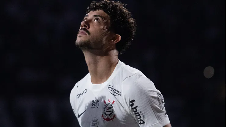 Gustavo Henrique marca gol de empate do Corinthians. Foto: Rodilei Morais/Fotoarena/IMAGO
