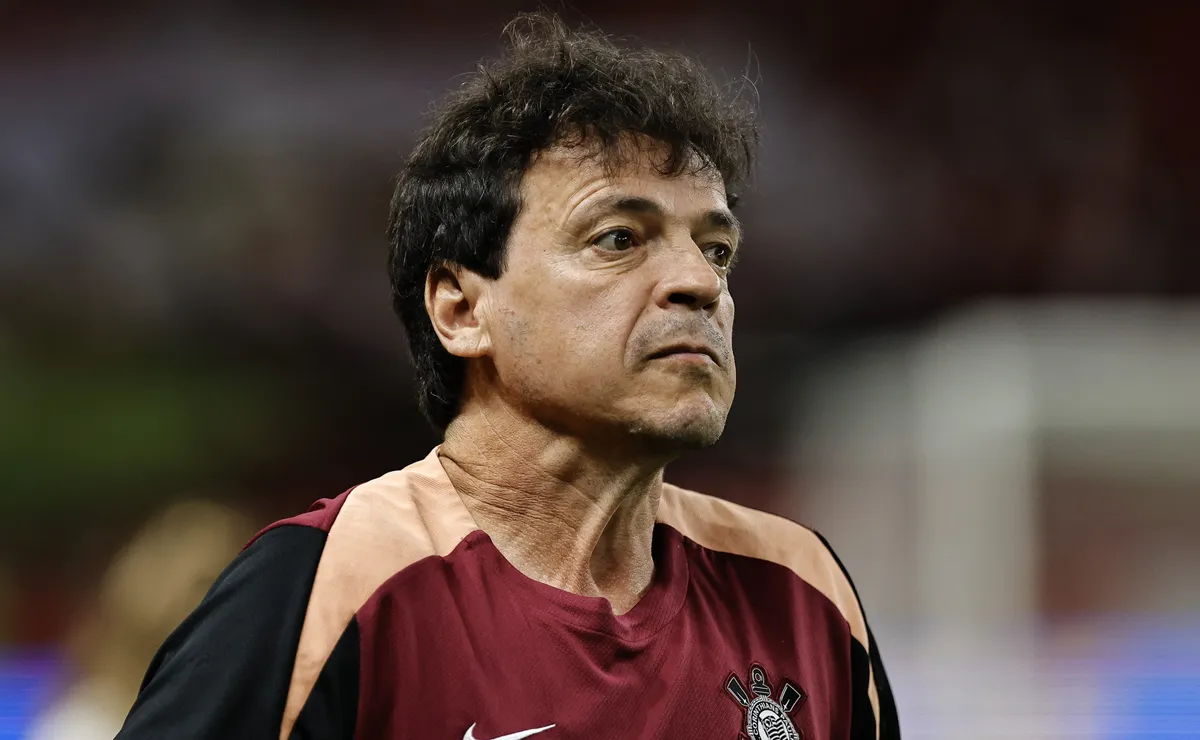 Diniz confessa entusiasmo com a chance de Memphis ficar no Corinthians