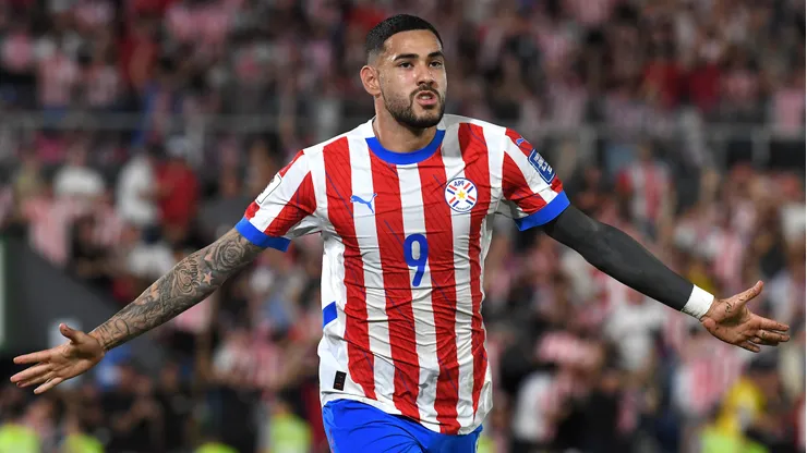 Sanabria em campo pela seleção paraguaia.