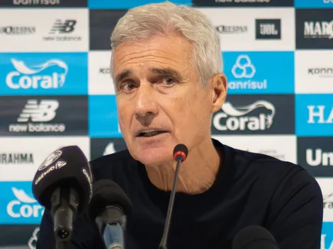 Luis Castro balança no Grêmio, mas permanece