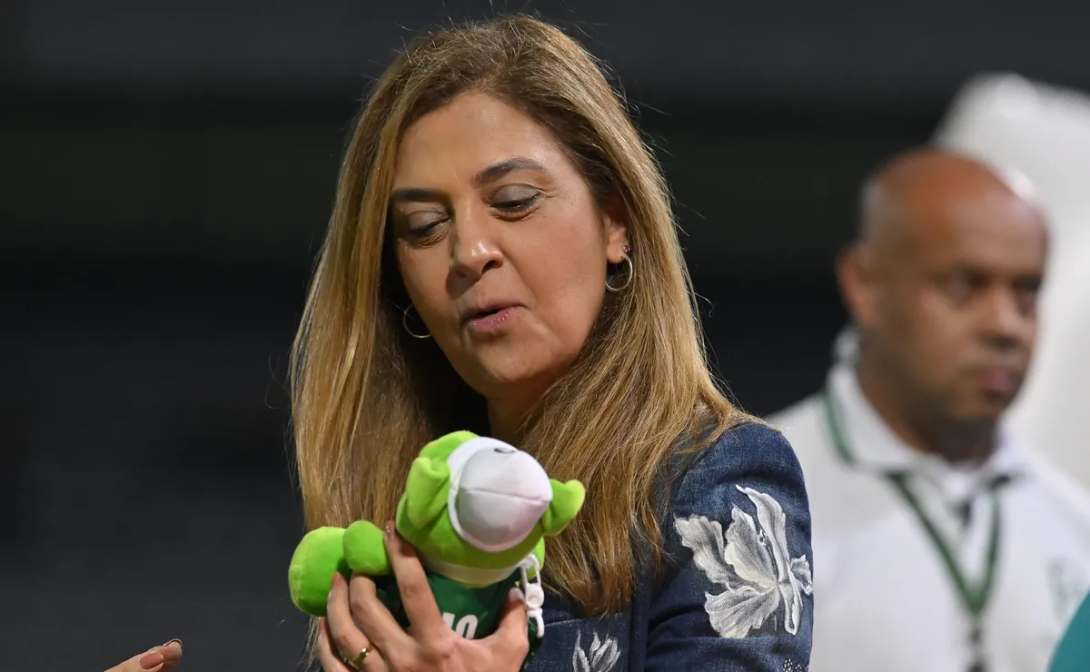 Shakhtar Donetsk monitora o volante Luis Pacheco e Leila Pereira não descarta venda