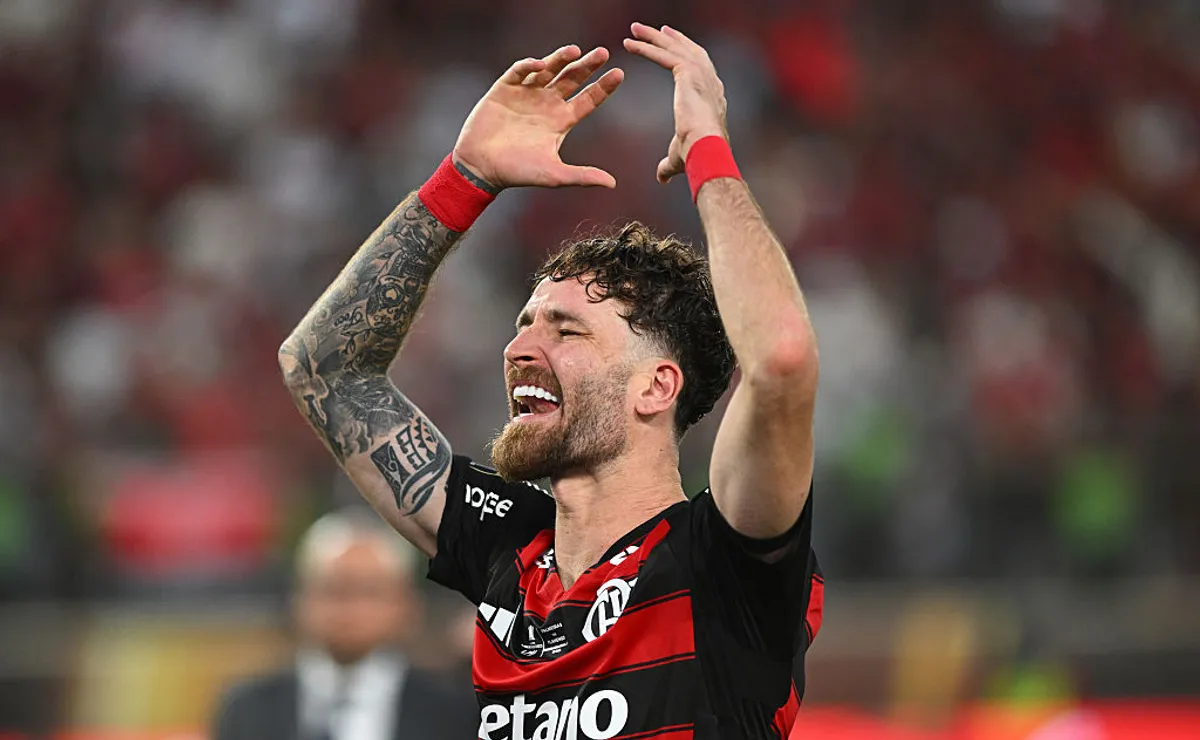 Escalação do Flamengo contra o Cruzeiro pelo Brasileirão tem desfalque de Léo Pereira