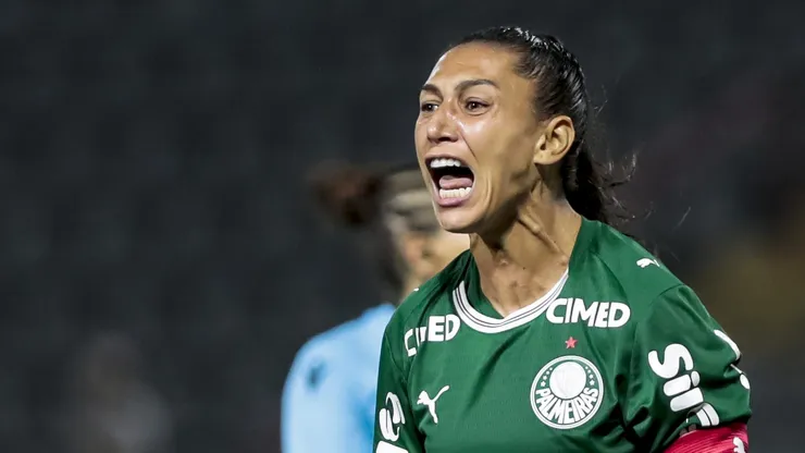Bia Zaneratto durante partida contra o Flamengo na Arena Barueri.