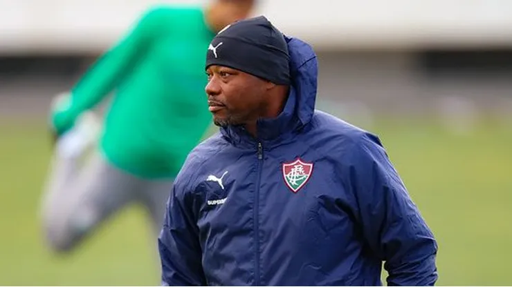 Marcão treina o Fluminense na Argentina - (Foto: Marcelo Gonçalves / Fluminense FC)