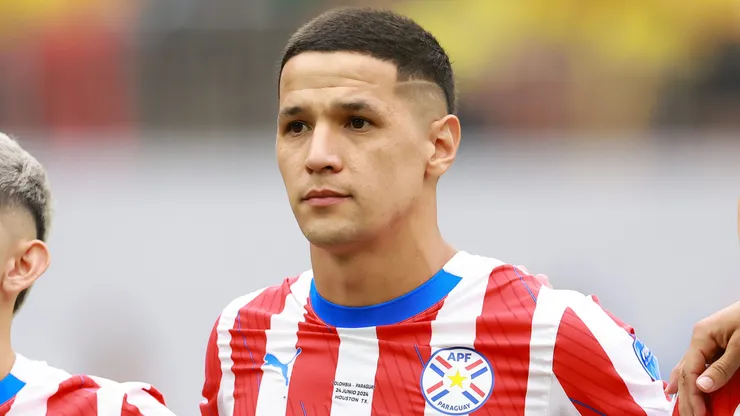 Alex Arce vive bom momento na carreira.