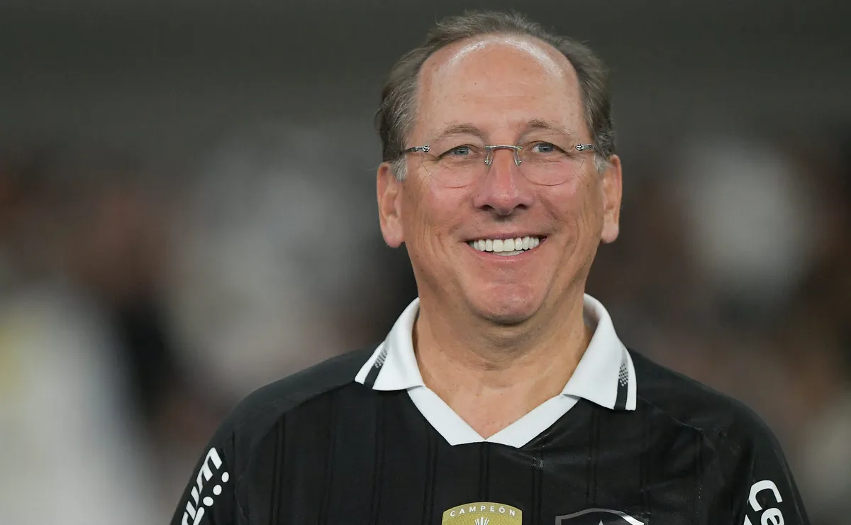 OPINIÃO: Textodependência? O Botafogo expõe o que a SAF tem de pior