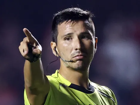 VAR intervém para pênalti ser marcado para o São Paulo
