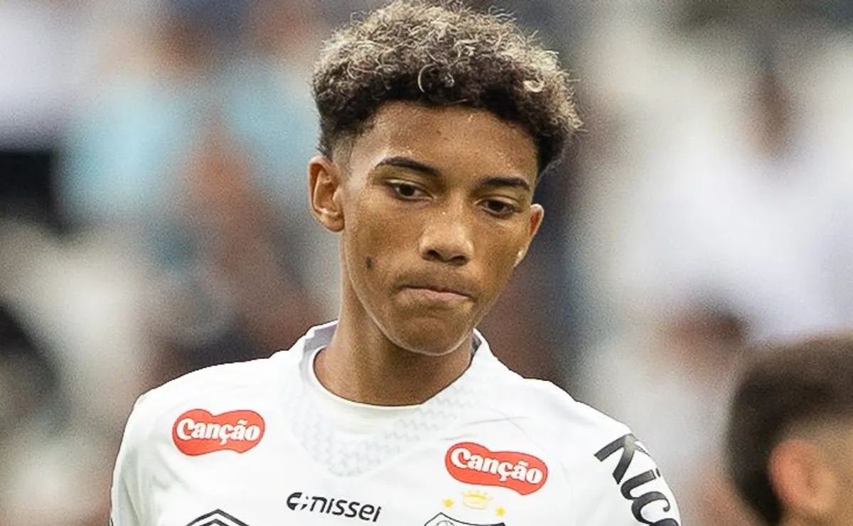 Robinho já se enxerga fora do Santos e diretoria do clube paulista autoriza saída