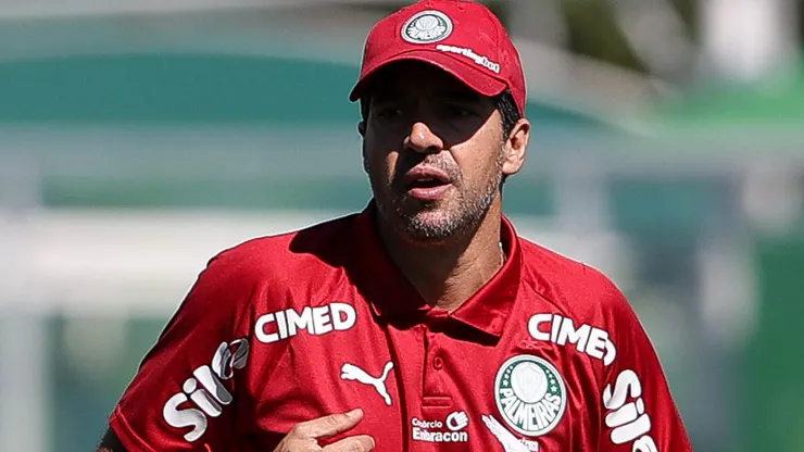 Abel Ferreira tem dúvidas na escalação do Verdão - Foto: SEP - Sociedade Esportiva Palmeiras