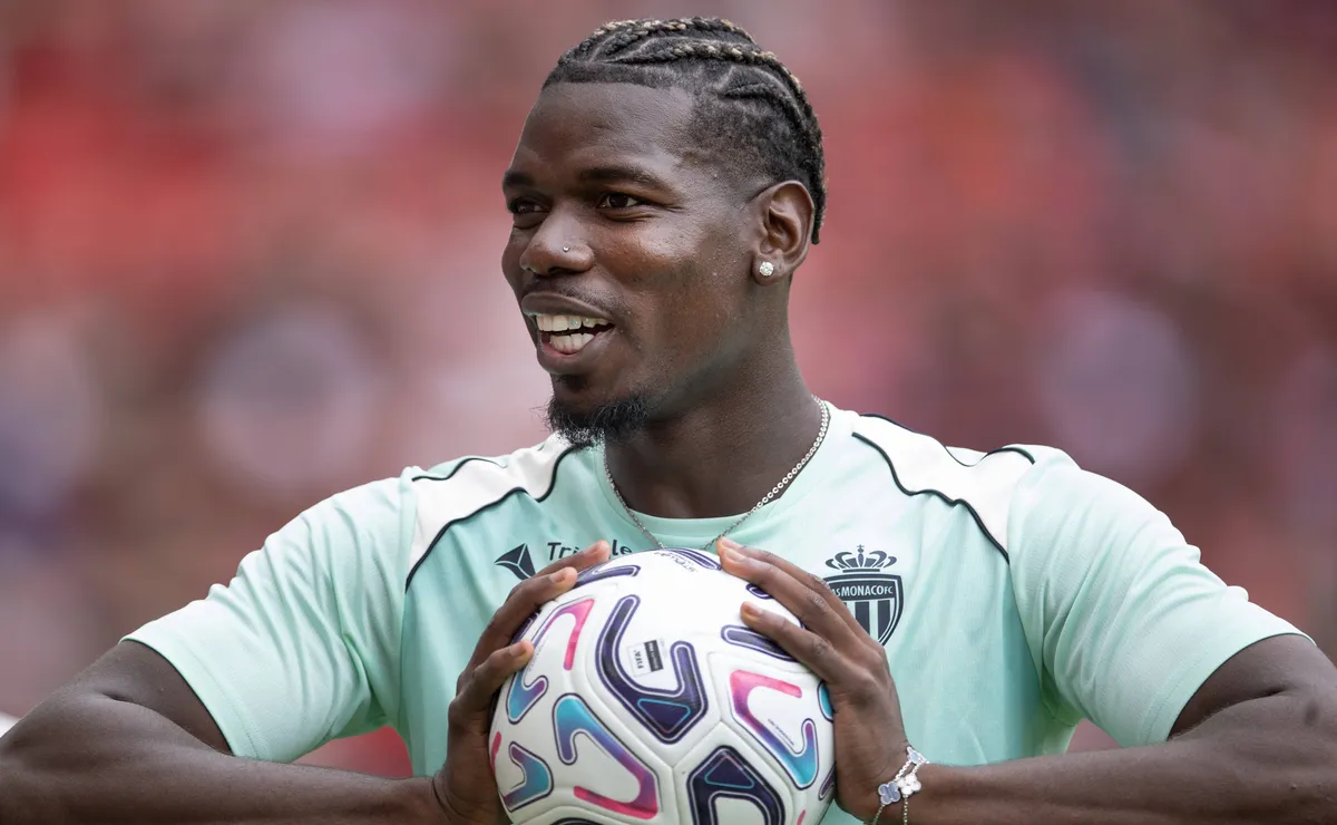 Pogba fica livre no mercado e é oferecido a clubes do Brasil após saída do Monaco