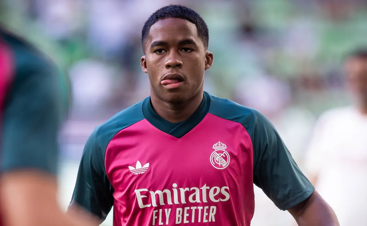 Liverpool prepara R$ 410 milhões para tirar Endrick do Real Madrid, diz jornal