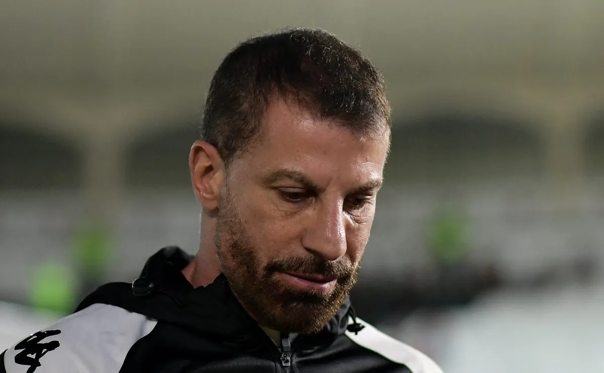 CEO do Vasco, Fred Luz cobra liberação de empréstimo: “Situação delicada no caixa”