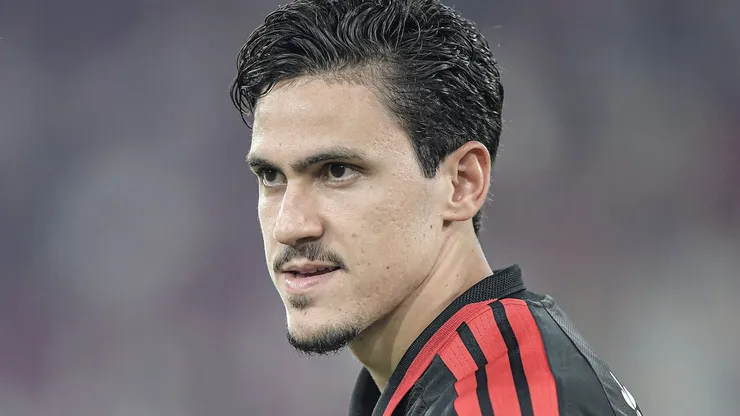 Pedro vive indefinição em renovação com o Flamengo.