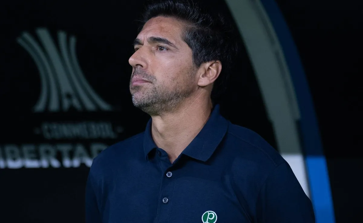 Estratégia de Abel Ferreira começa sem êxito, mas Palmeiras reage e se classifica na Libertadores