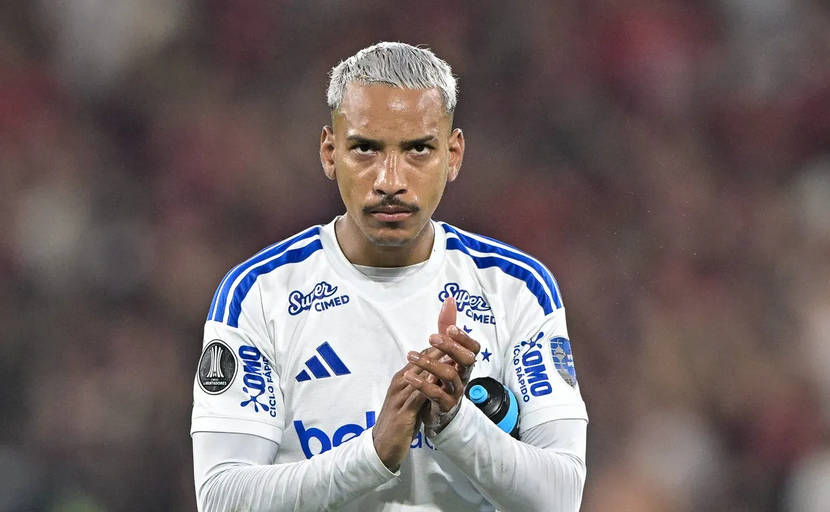 Matheus Pereira explica “farpas” com Jorginho, do Flamengo: “Faz parte do futebol”