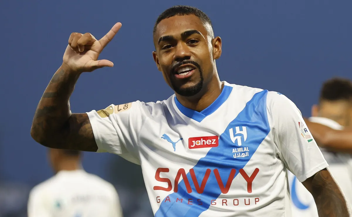 Al Jazira aplica “chapéu” no Flamengo, assina contrato de 3 anos e confirma contratação de Malcom