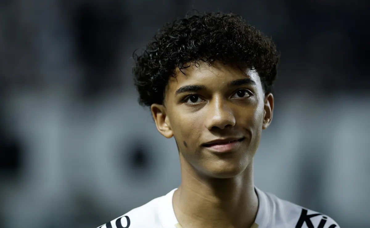 Santos mira venda de Robinho Jr. por R$ 48 milhões e atacante tem sondagens da Europa