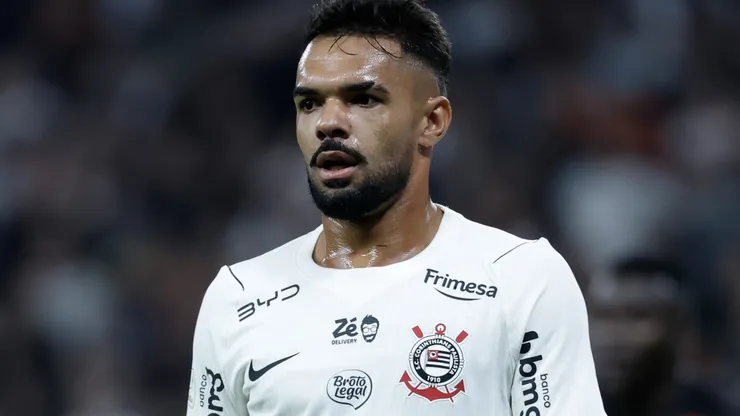 Raniele quebrou o silêncio sobre sua expulsão - Foto: Marcello Zambrana/AGIF