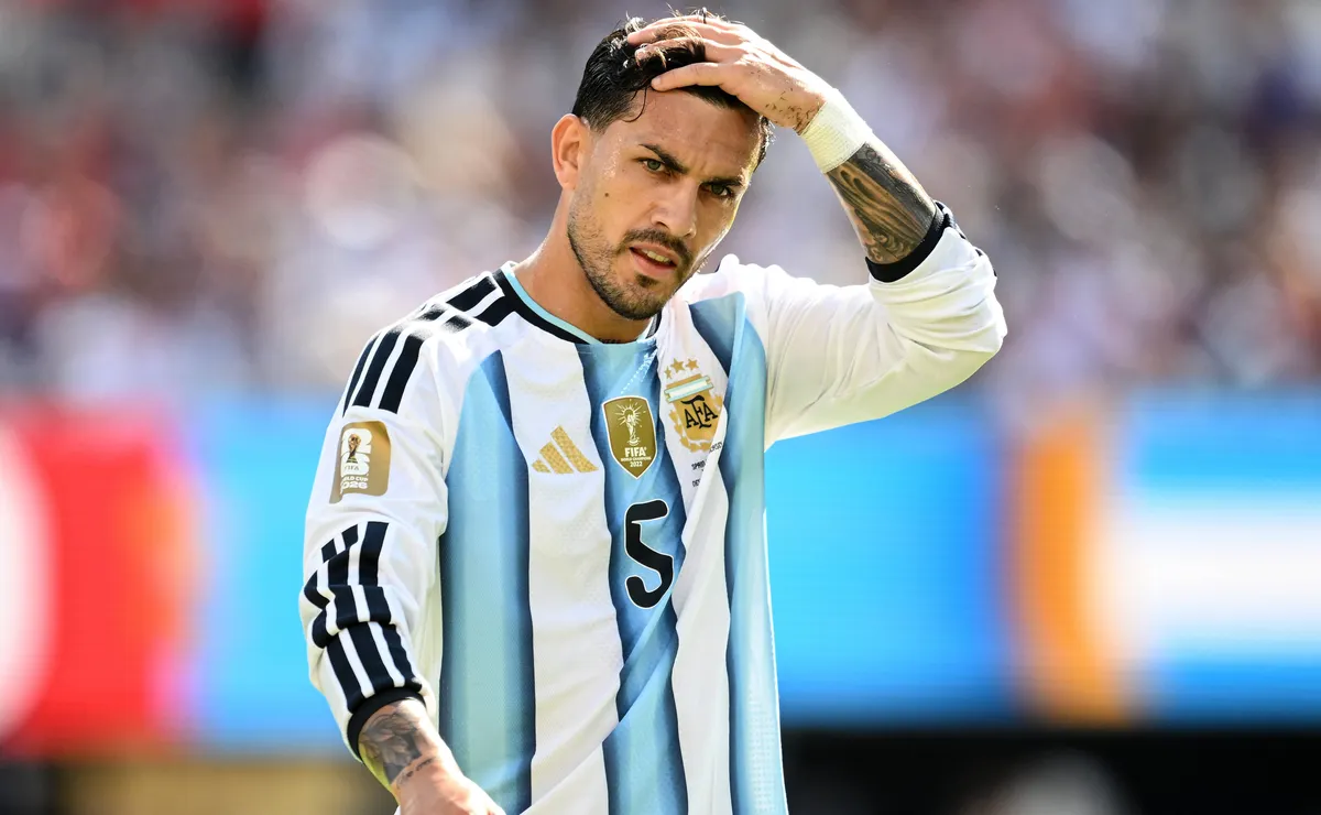 Fifa pune Argentina com multa milionária e aplica suspensão pesada a Paredes por polêmicas na Copa