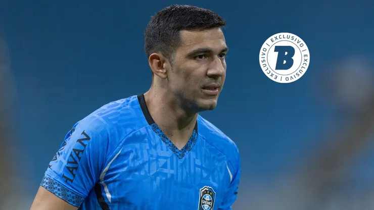 Zagueiro de 34 anos não está nos planos de Luís Castro e já negocia detalhes contratuais com o clube paraguaio - Foto: Liamara Polli/AGIF