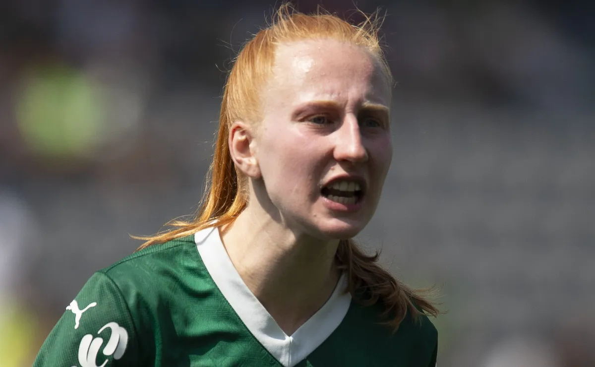 Pati Maldaner recusa proposta milionária, fica no Palmeiras e mira Copa do Mundo Feminina