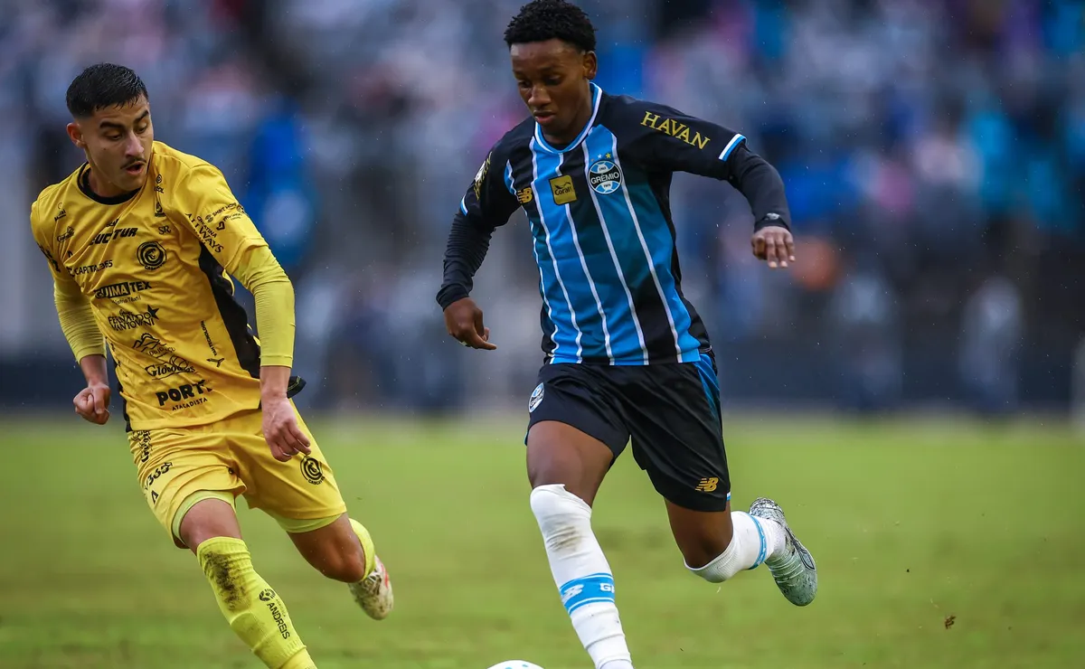 Grêmio apresenta plano na CNRD para quitar R$ 16 milhões em dívidas com clubes e jogadores