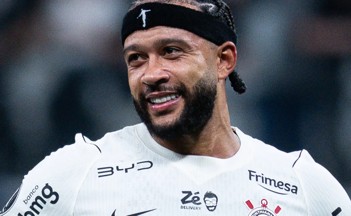 Corinthians se manifesta oficialmente após videoclipe de Memphis Depay e reitera lamento do atacante