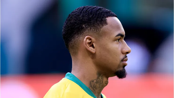 Allan em campo pelo Verdão contra a Chapecoense no Nubank Parque.